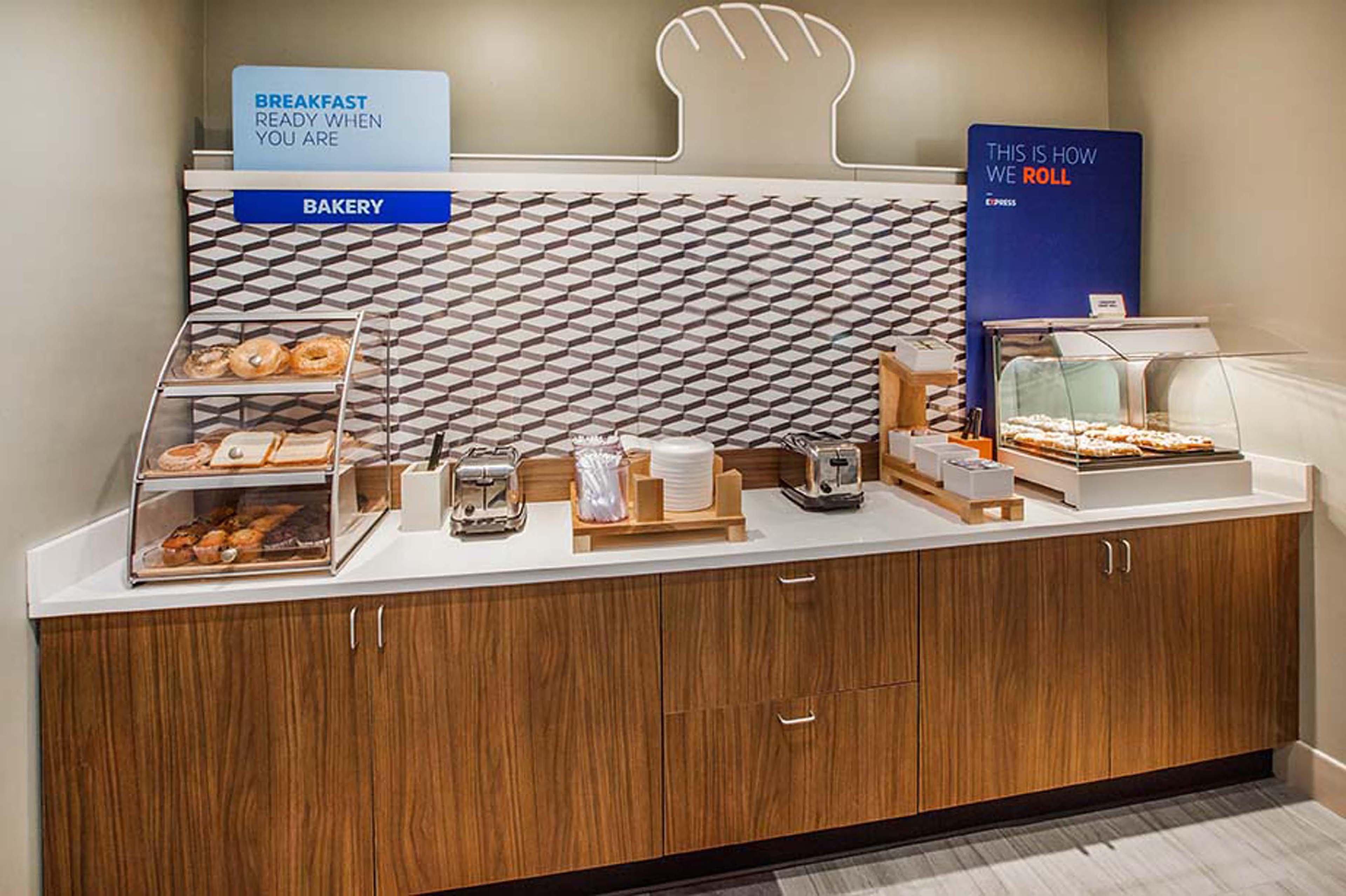 Holiday Inn Express And Suites Sikeston By Ihg Bagian luar foto